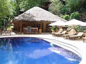 Cerf Island Resort Round Island